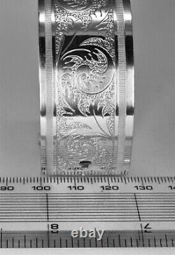 Hallmark Chester 1945. Charles Horner gift quality wide sterling silver bangle