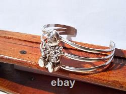 Heavy Vtg Sterling Silver Navajo Artisan Story Teller Cuff Gift Bracelet 7