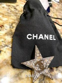 NEW CHANEL CC Logo SWAROVSKI CRYSTAL Brooch Pin STAR Dress Gift Set DUST BAG BOW
