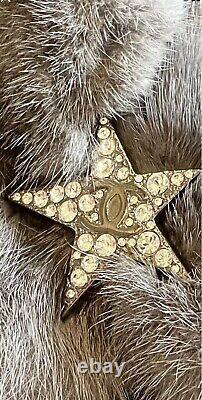 NEW CHANEL CC Logo SWAROVSKI CRYSTAL Brooch Pin STAR Dress Set Gift DUST BAG BOW