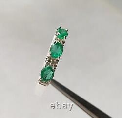 Natural Green Emerald Stunning Women Sterling Silver 925 Ring Great Jewelry Gift