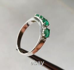 Natural Green Emerald Stunning Women Sterling Silver 925 Ring Great Jewelry Gift